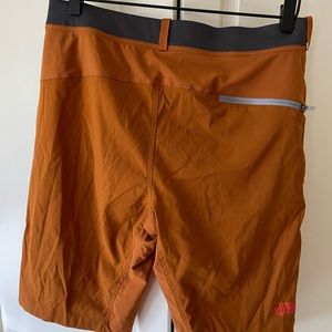 Mens North Face Flash Dry Shorts - 32